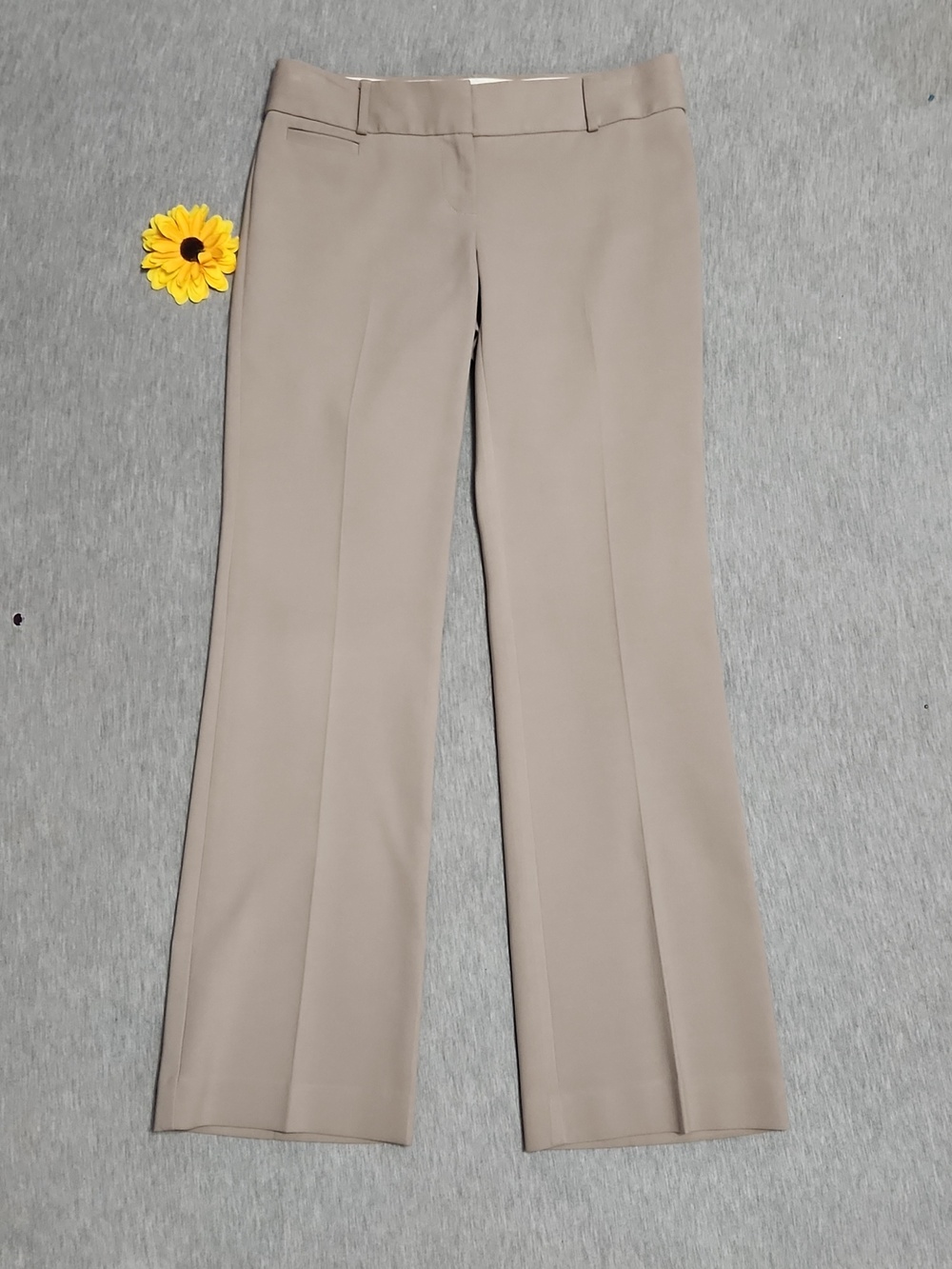 LOFT Ann Taylor Petites Marisa Fit Low-Rise Flare Khaki Trousers Pants Slacks